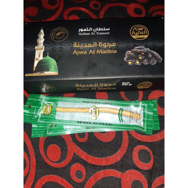 

Kurma Ajwa Al Madina si manis legitt free siwak