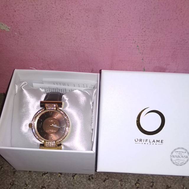FIRST IMPRESSION STRAP WATCH/ Jam Oriflame
