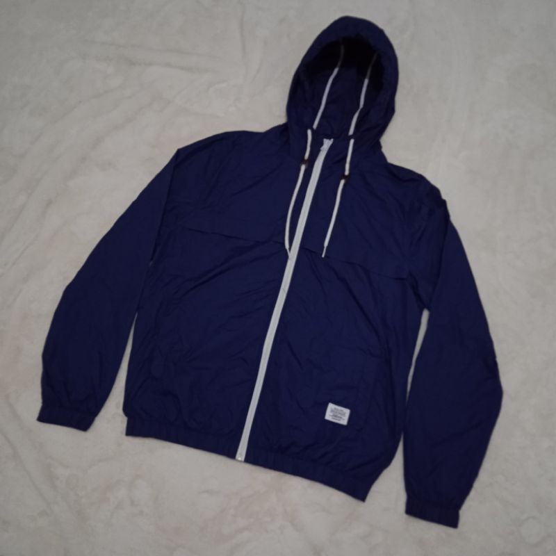 HANGTEN JAKET RUNNING / JAKET SEPEDAH SECOND ORIGINAL