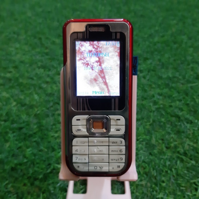 HP Jadul Nokia 7360 Fashion Red IMEI Tembus Siap Pakai Not 7390 or E63