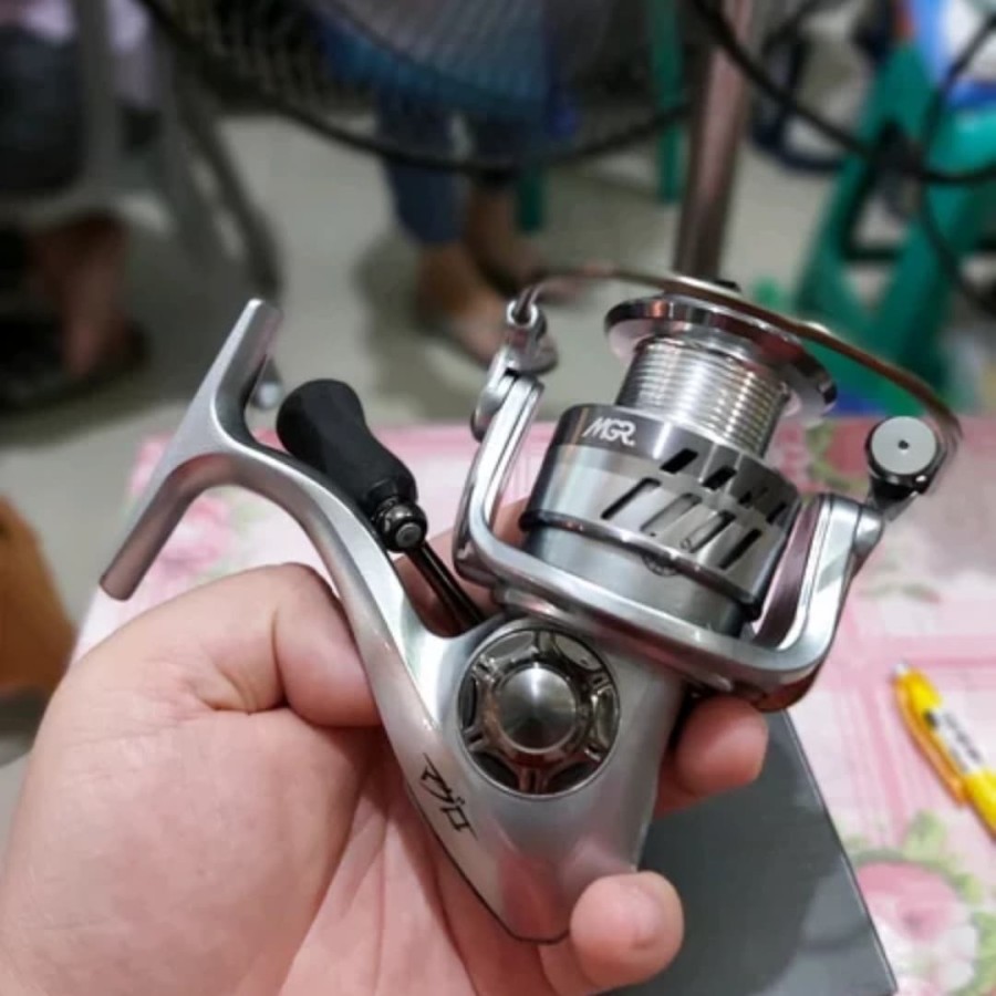Reel Maguro Zander 2000 Power Handle