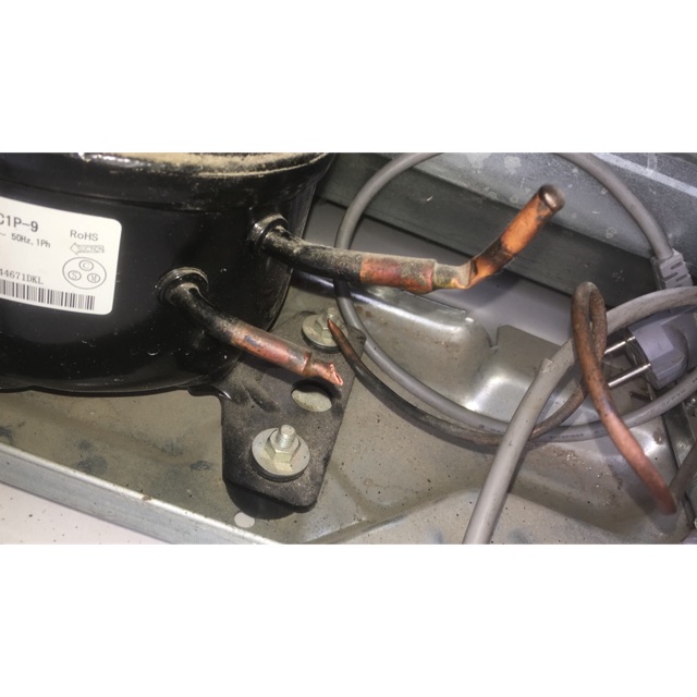 Service kulkas sendiri