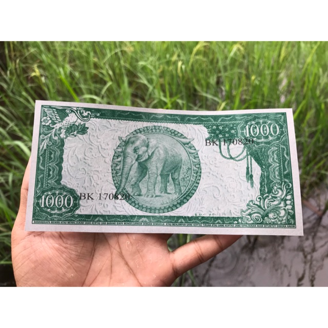 Uang Kuno Soekarno 1000 Th 60 Gajah Harimau Banteng