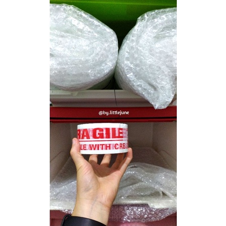 

Bubble Wrap untuk Packaging Paket