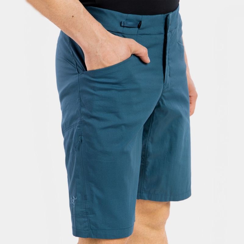 Arcteryx Konseal Short Pants celana outdoor gunung climbing peThewele