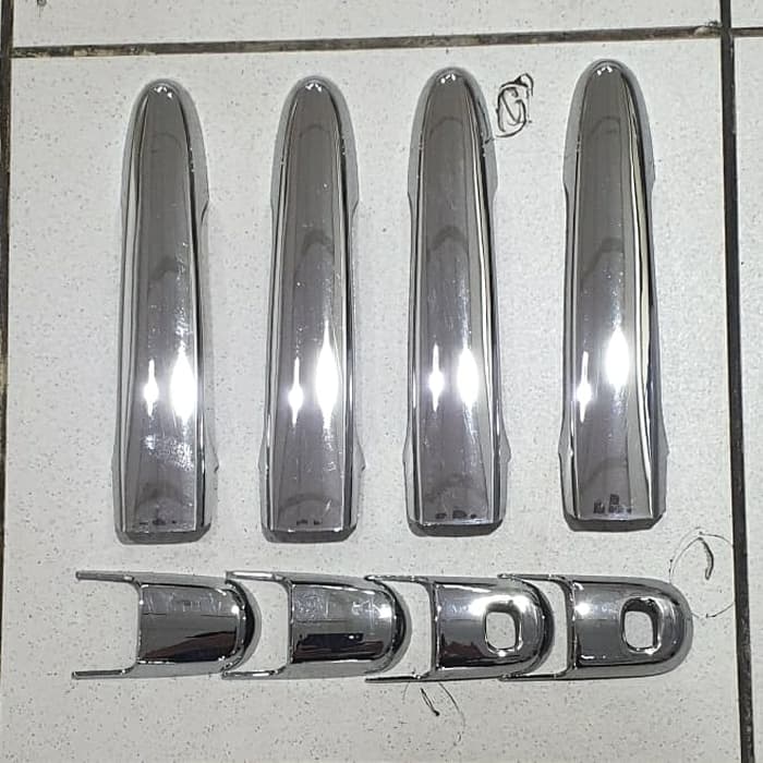 Cover handle PEGANGAN PINTU TOYOTA AVANZA TIPE VELOZ 2019 2020 2021 SMARTKEY CHROME CROME tempel