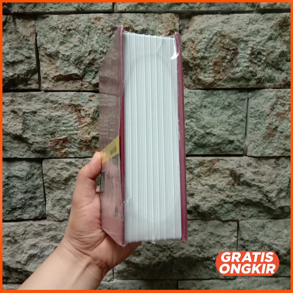 brankas unik bentuk buku ukuran S