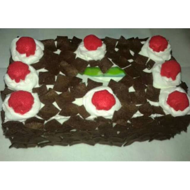 

wadah tisu Blackforest Cake