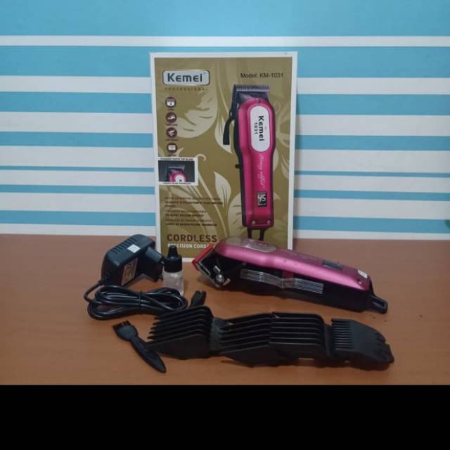 Kemei KM-1031 Alat Cukur Rambut Mesin Cukur Cas Hair Clipper Charger