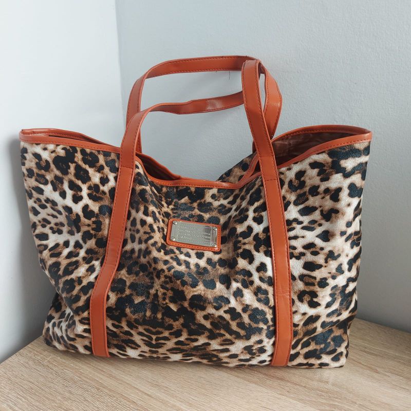 PL Tote Fila Ori motif Leopard Tas like new