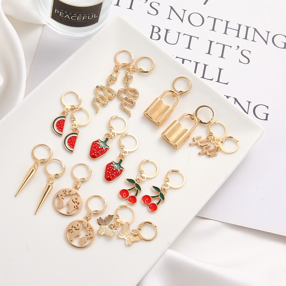 18pcs / Set Anting Bentuk Lingkaran Geometris Cherry Strawberry Bahan Metal Warna Emas Untuk Wanita