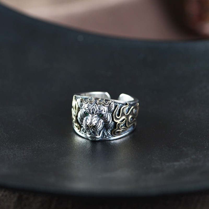 Cincin Model Terbuka Adjustable Desain Hewan Mata Harimau Hijau Gaya Retro Untuk Pria