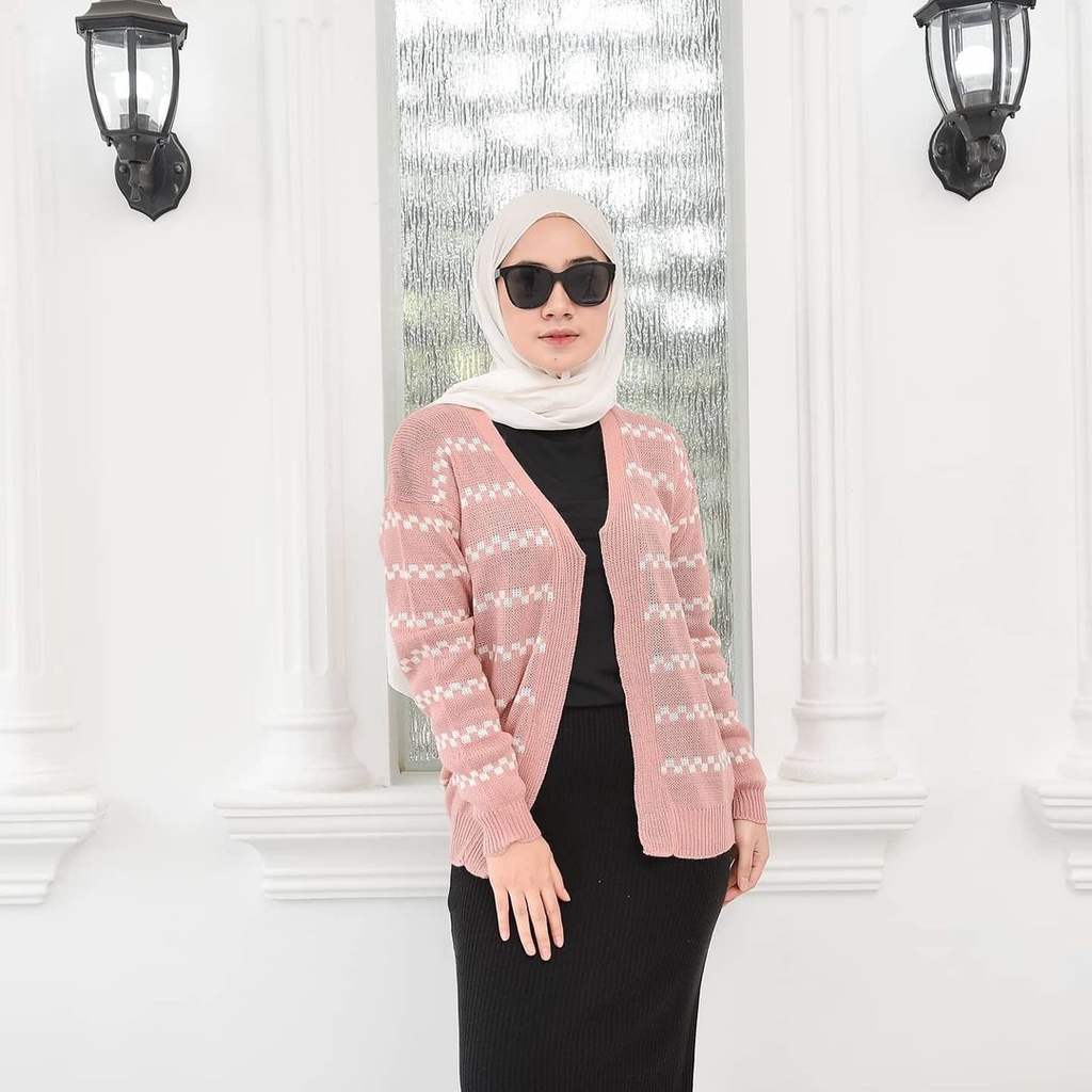 Outwear Rajut Wanita Mozy Oxy Cardigan Motif Kotak-kotak