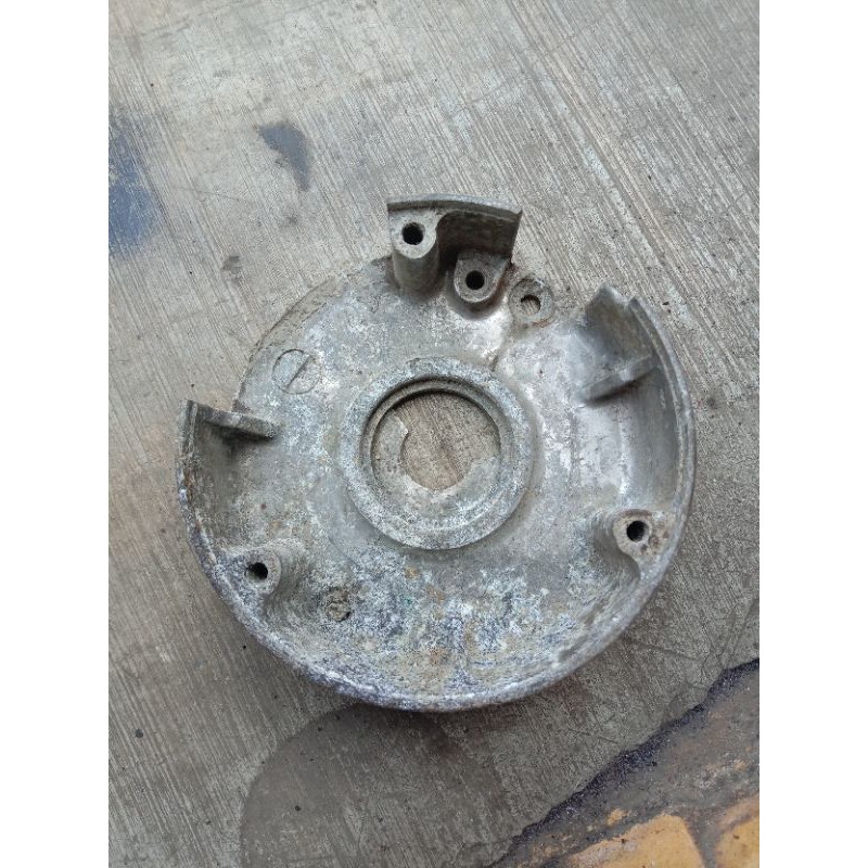 Cover Plate Oil Tutup Krengkes Kiri Honda C70 Original