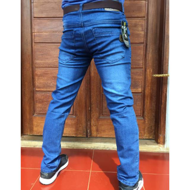 Celana jeans lokal produk