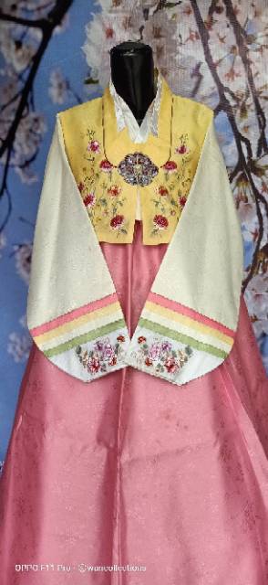 Hanbok plus rompi