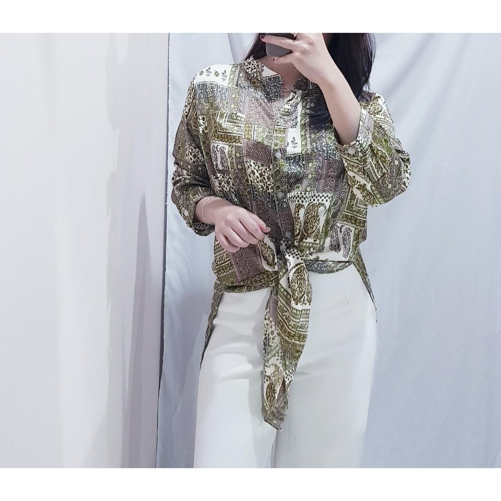 3149 catrine batik blouse