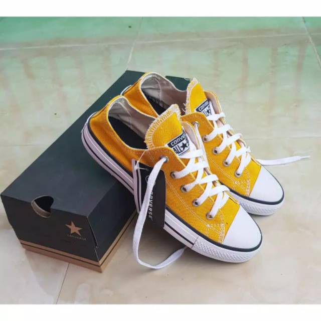 SEPATU CONVERSE Allstar Kuning / Sepatu Low pendek Kuning / yellow 24