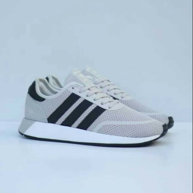 Sepatu Adidas N5923 Grey