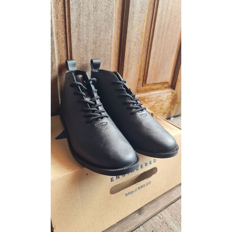 Sepatu Brodo Signore High Formal Full Black Second