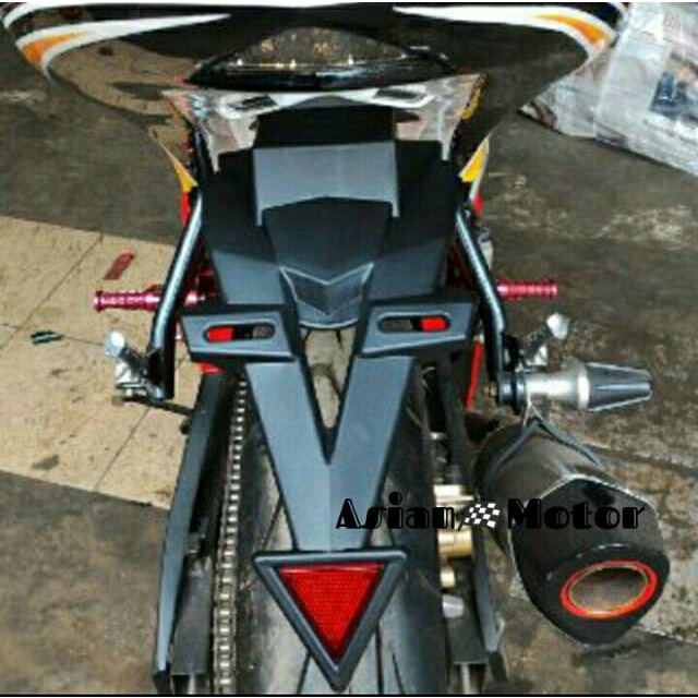 # Selancar Vixion undertail vixion NVL &amp; Advance spakbor belakang vixion new