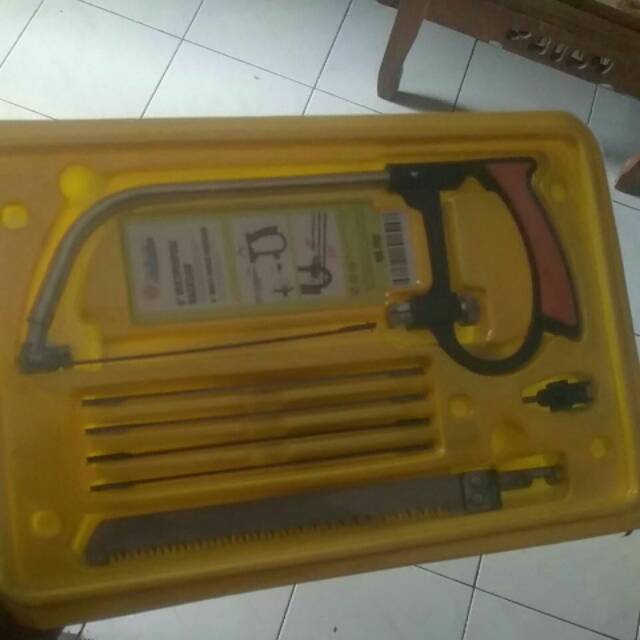 Gergaji multi fungsi