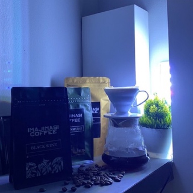 

Black wine 1 kilo gram