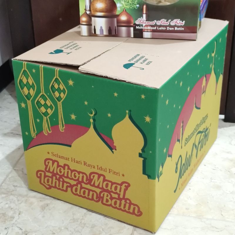 

Kardus Tanggung Idul Fitri Dus Box Parcel Hari Raya Lebaran