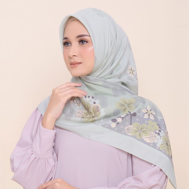 ZM scarf segi empat Bunga Simpur