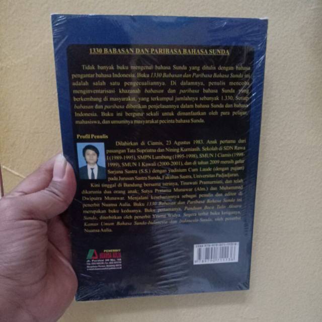 Buku Pribahasa Sunda 1330 Babasan Dan Paribasa Bahasa Sunda Shopee Indonesia