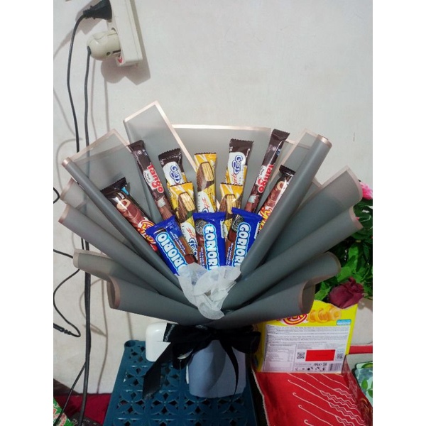 

BUKET SNACK LOW BUDGET