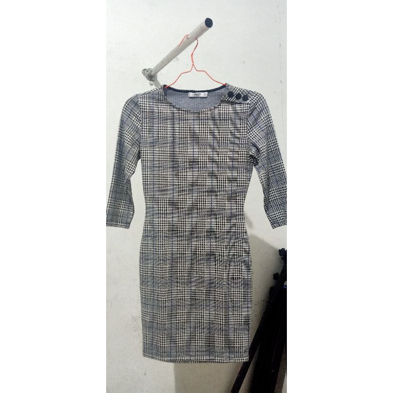 Dress Mango preloved