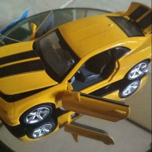 Diecast Mobil 1:32 Chevrolet Camaro