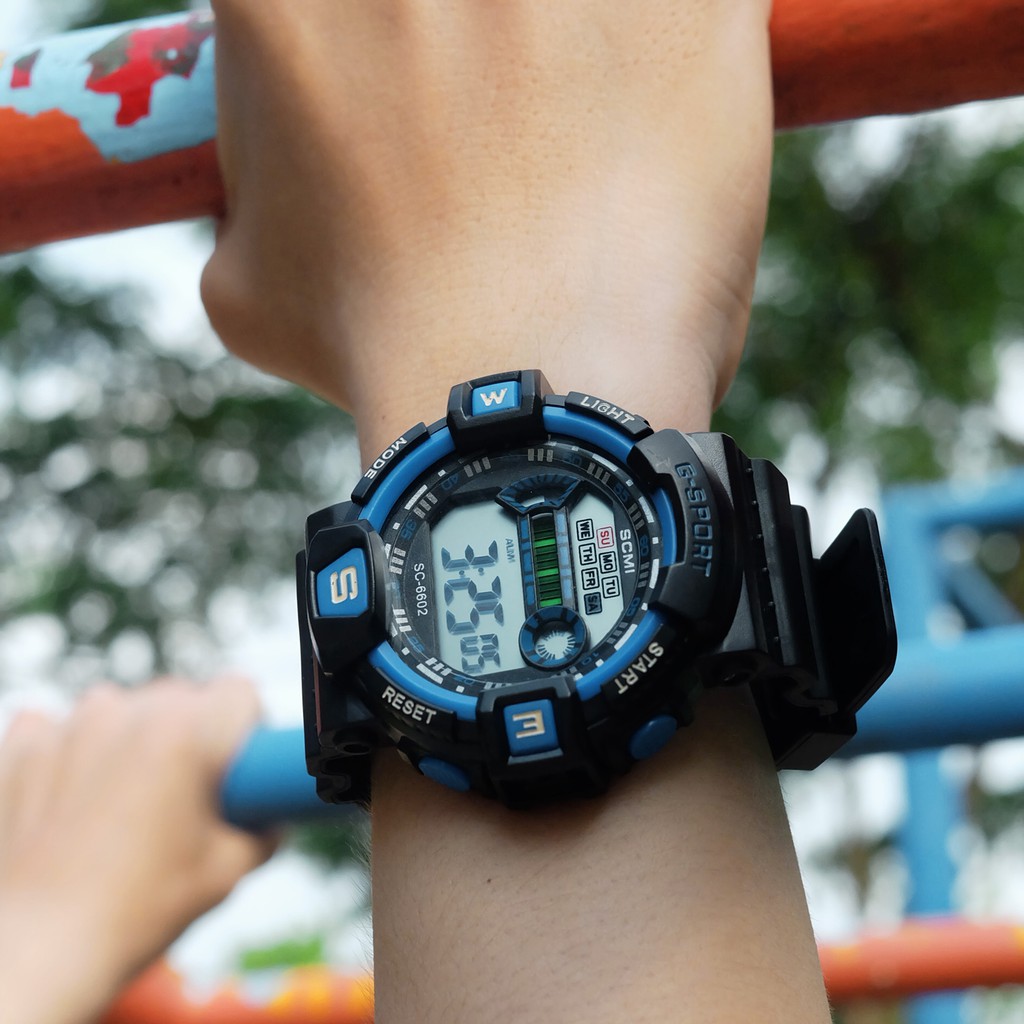 Jam Tangan Sport Digital Unisex Pria Wanita BEST SELLER Free Baterai dan Kotak Jam Metal 6602