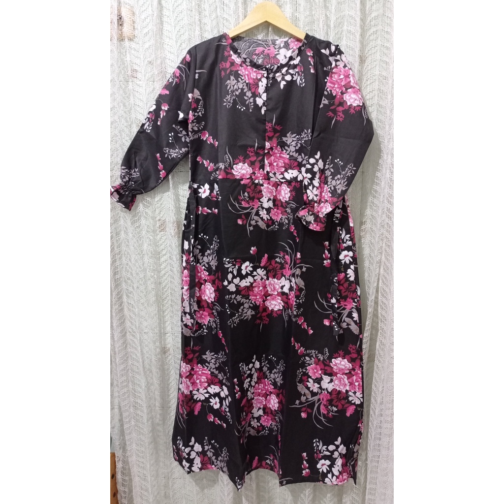 Gamis Hitam Bunga Pink