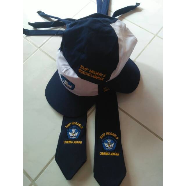 AM Promo  Topi SMP logo baru dengan identitas sekolah