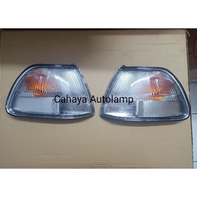 Lampu Sen / Signal Lamp Kijang Kapsul tahun 2000 sampai Tahun 2002 Minibus LX (Standard) dan  Pick up