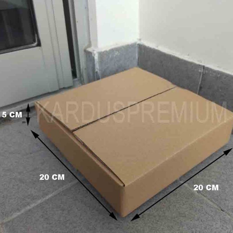 

kardus box packing 20x20x5cm