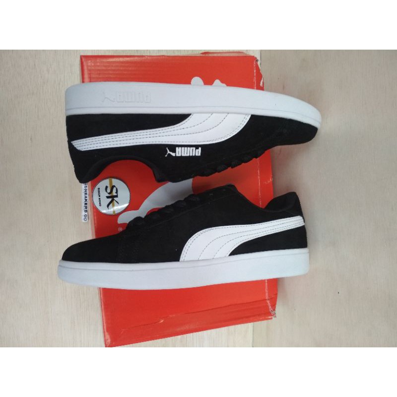 puma smash v2 suede sneaker