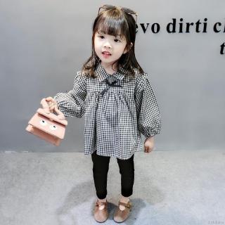 Baju Atasan Blus dengan Motif Kotak  Kotak  Celana  Warna 