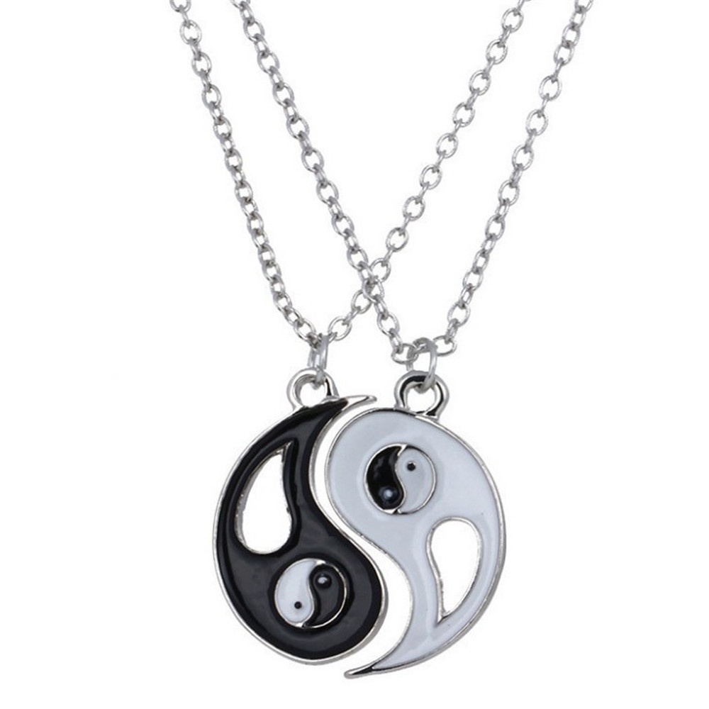 2pcs Kalung Rantai Liontin Yin Yang Bagua Tai Chi Untuk Pasangansahabat