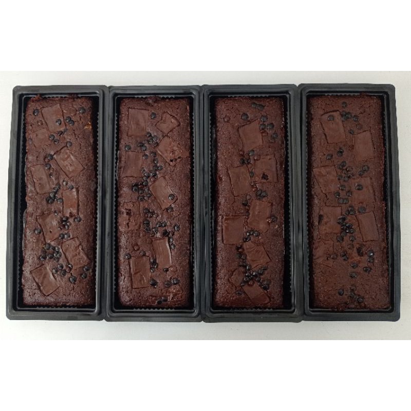 

Fudgy Brownies/Brownies Coklat Panggang/Brownies Coklat 30x10cm/Brownies Coklat Enak Termurah