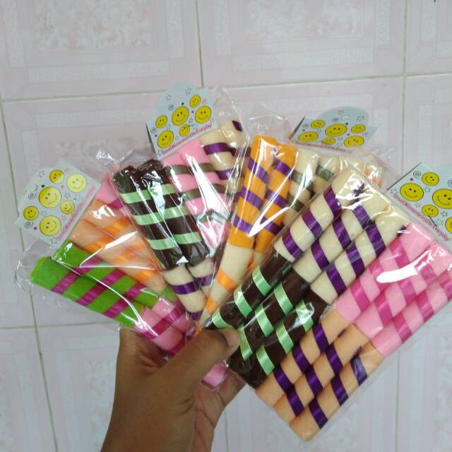 

Amplop kekinian