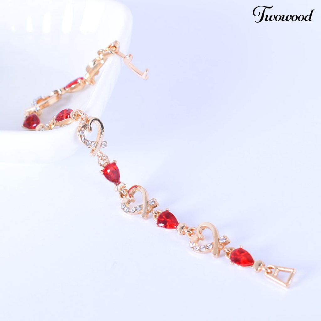 Gelang Rantai Desain Hati Hollow Bahan Alloy Aksen Berlian Imitasi Warna Merah Untuk Wanita