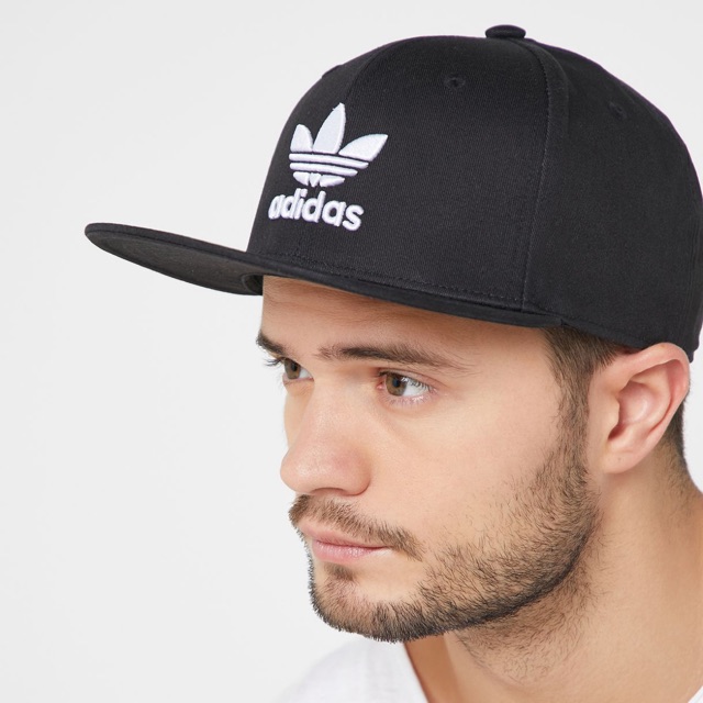 snapback trefoil cap