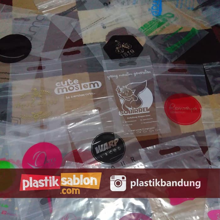 

Promo Plastik Kemasan Hijab /klipond 20x25 sablon 2 warna paket 2 pack Berkualitas