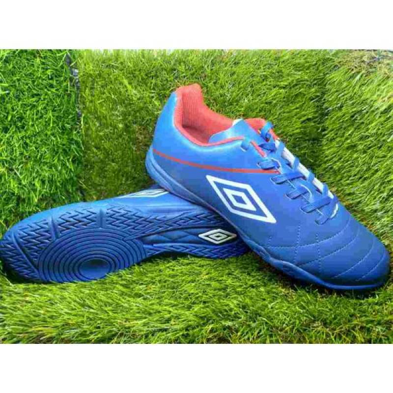 Sepatu Futsal Umbro Medusae III League IC - Blue