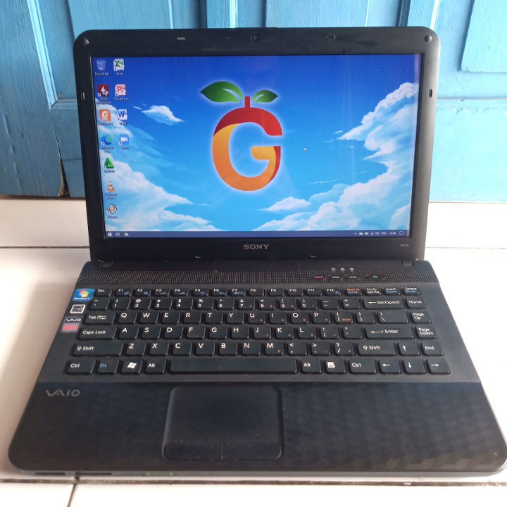 Sony Vaio VPCEG28FG Intel Core i5 VGA NVidia GeForce SSD 128GB HDD 500GB RAM 4GB Windows 10 Second