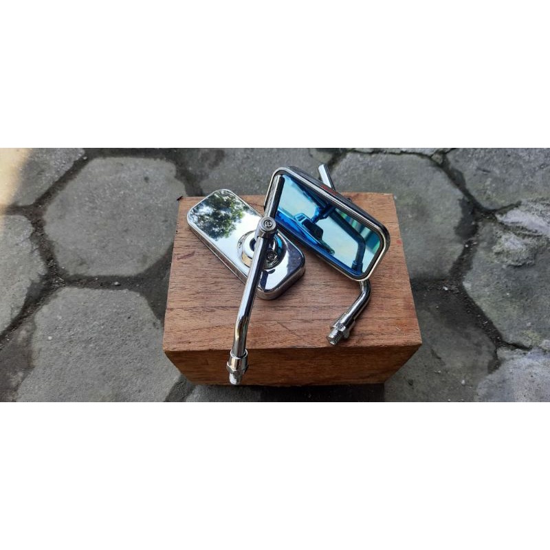 SPION REPLIKA DAYTONA SPION KOTAK KECIL KACA WARNA BENING/BIRU VARIASI