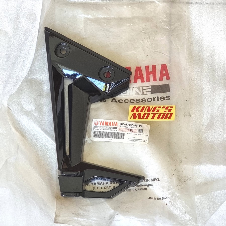 BREKET FOOT STEP JUPITER MX NEW KIRI HITAM (50C F7452 P0)